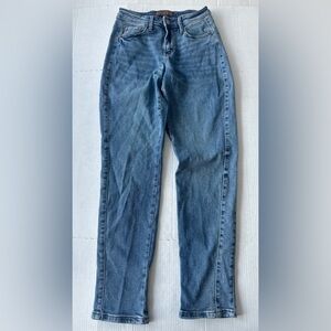 Judy Blue Boyfriend Fit Jeans Size 3/26 Medium Wash Blue Denim Stretch